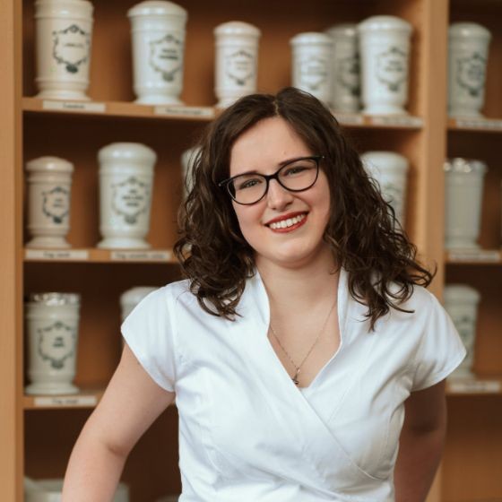 Dr. Viktória Meskó